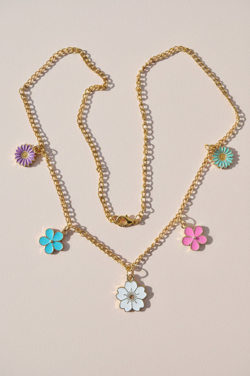 Blumen Charm-Kette gold – handgefertigtes Unikat