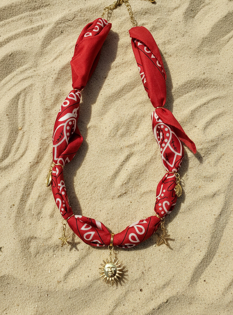 Bandana Kette rot/gold – Handgemachtes Unikat