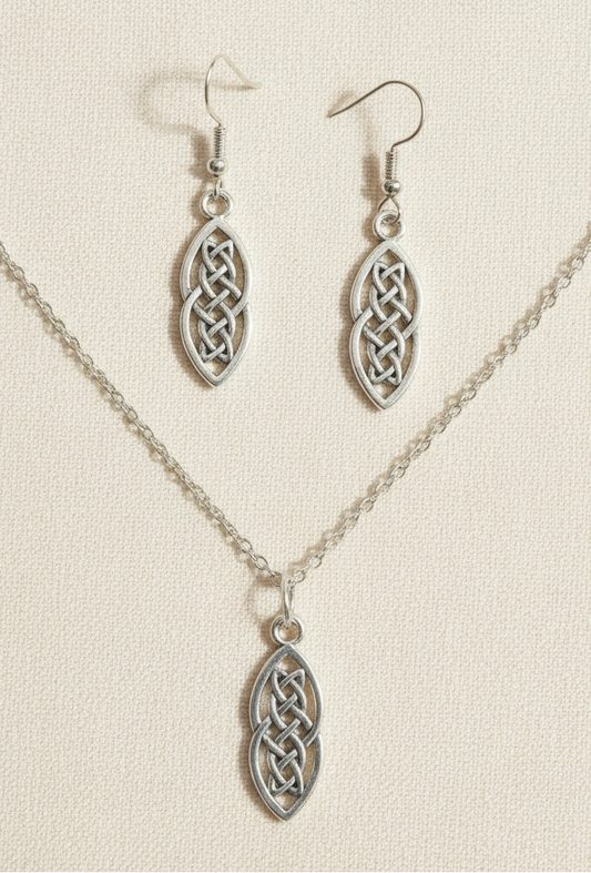 Schmuckset Keltischer Knoten silberfarben