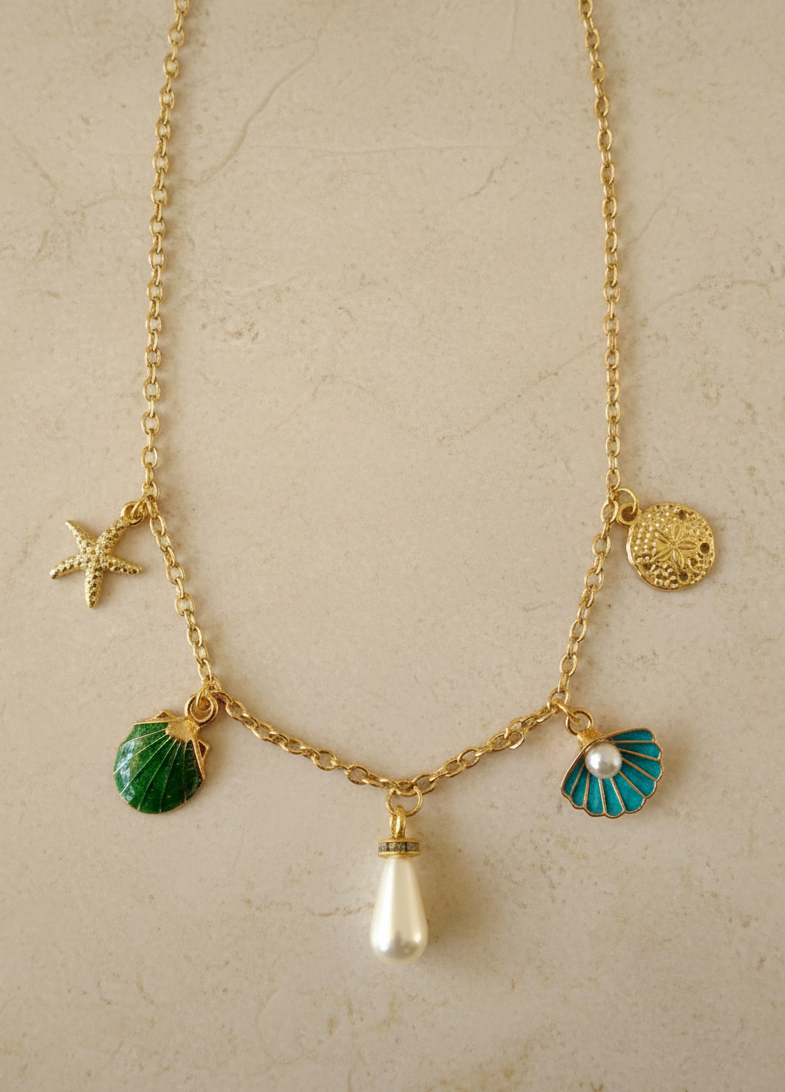 Halskette Meerestiere Charms mit Perle goldfarben handgefertigt